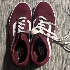 Vans maroon women’s size 10